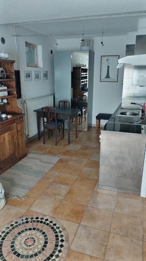 Ferienwohnung Casa Nemea Neuenegg Exterior foto